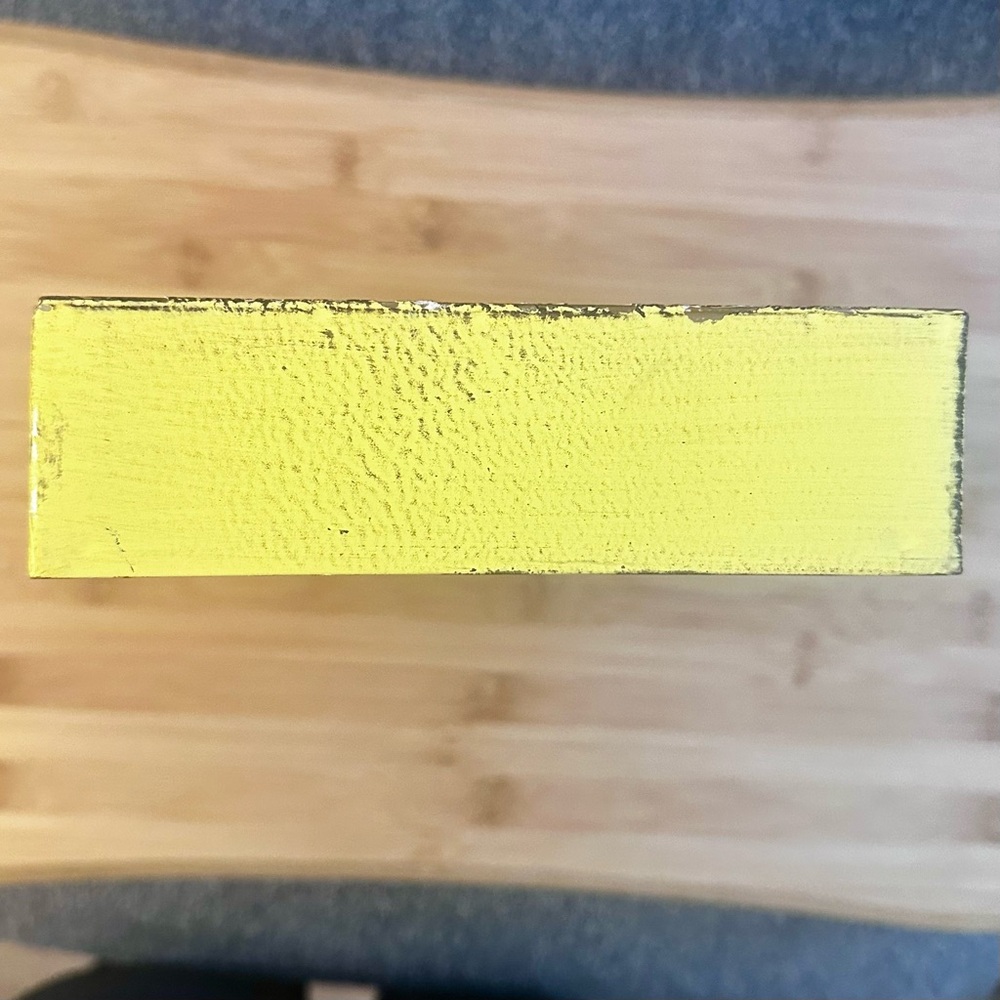 LETTER “E”- Rustic Yellow and White Letter N Wall Decor - Picture 3 of 6